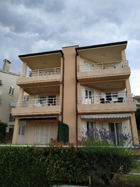 Apartmani Ines Rabac Εξωτερικό φωτογραφία